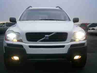 NO RESERVE -CLEAN CARFAX--PREMIUM CLIMATE VERSATILITY PKG- BIXENONS HEATED SEATS, image 2