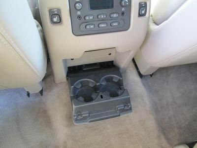 Denali AWD Navigation Sunroof DVD 3rd Row Leather Heated seats Chrome wheels 6.0, image 29