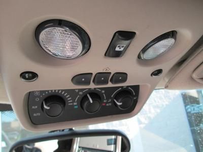 Denali AWD Navigation Sunroof DVD 3rd Row Leather Heated seats Chrome wheels 6.0, image 37