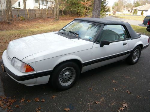 1990 ford mustang lx convertible 2.3l nice car runs/drives very good power top