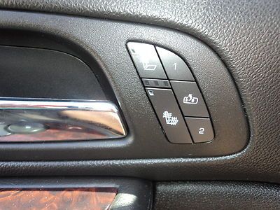 perfect GMC YUKON XL DENALI.with everything AWD dvd nav new tires, image 7