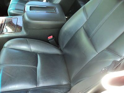 perfect GMC YUKON XL DENALI.with everything AWD dvd nav new tires, image 26