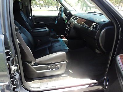 perfect GMC YUKON XL DENALI.with everything AWD dvd nav new tires, image 30