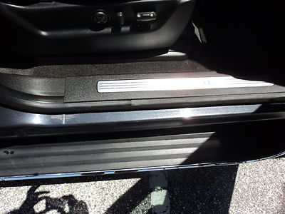 perfect GMC YUKON XL DENALI.with everything AWD dvd nav new tires, image 35