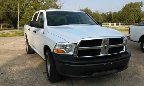 2010 Dodge Ram 1500 ST Crew Cab Pickup 4-Door 4.7L, image 2