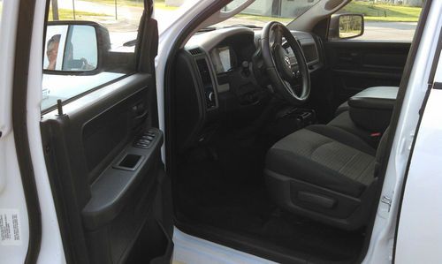 2010 Dodge Ram 1500 ST Crew Cab Pickup 4-Door 4.7L, image 9