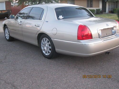 Lincoln Town Car Signatures Series Limited, image 4