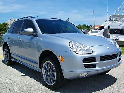 Rare find!! clean hist!! porsche cayenne s titanium!! nav!! loaded!! call now!!