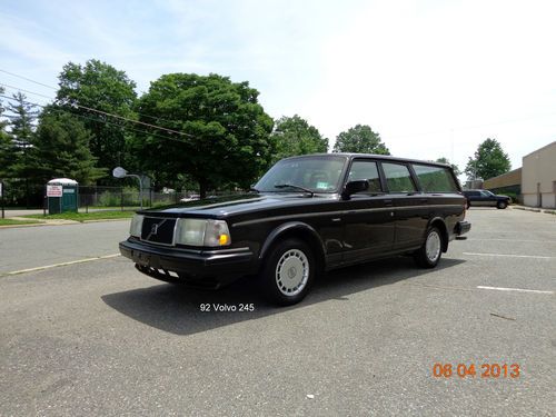 1992 volvo 240 base wagon 4-door 2.3l