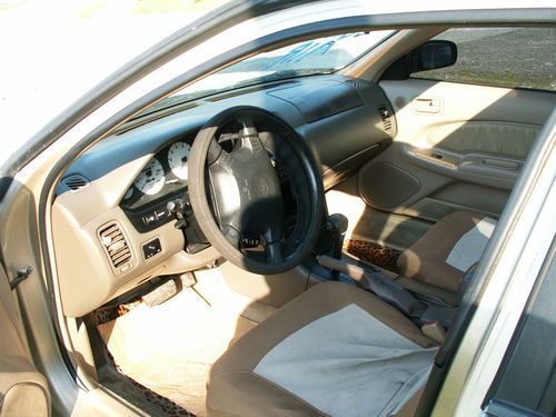 1997 Nissan Maxima GXE Sedan 4-Door 3.0L, US $3,200.00, image 3