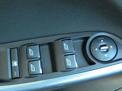 2013 Ford Focus Titanium pkge selfpark Navi Sync Sunroof Htd Seats Backup Camera, US $16,900.00, image 42
