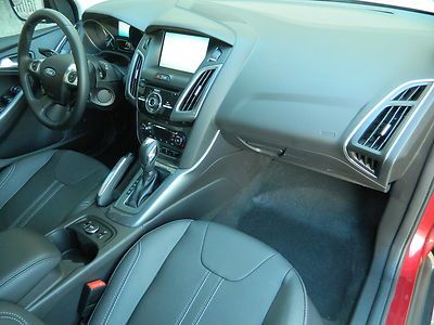 2013 Ford Focus Titanium pkge selfpark Navi Sync Sunroof Htd Seats Backup Camera, US $16,900.00, image 48