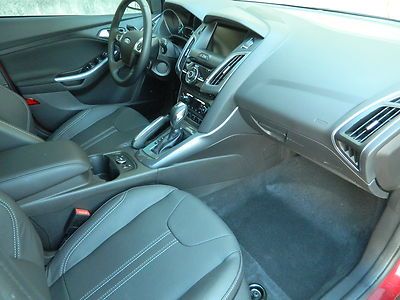 2013 Ford Focus Titanium pkge selfpark Navi Sync Sunroof Htd Seats Backup Camera, US $16,900.00, image 49