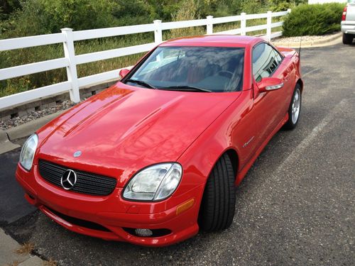 Slk32 amg showroom condition, very low miles!!!
