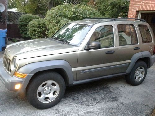 2006 jeep liberty suv 6 speed 79k miles