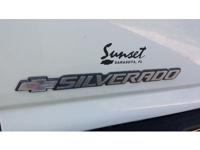 ((Chevy Silverado clean mint truck cold a/c ext cab low miles 79k drives great)), image 6