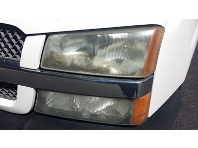 ((Chevy Silverado clean mint truck cold a/c ext cab low miles 79k drives great)), image 14