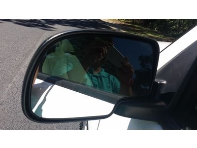 ((Chevy Silverado clean mint truck cold a/c ext cab low miles 79k drives great)), image 43