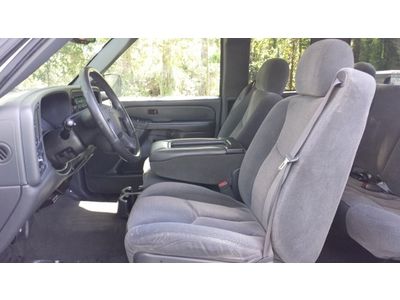 ((Chevy Silverado clean mint truck cold a/c ext cab low miles 79k drives great)), image 49