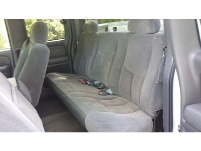 ((Chevy Silverado clean mint truck cold a/c ext cab low miles 79k drives great)), image 52