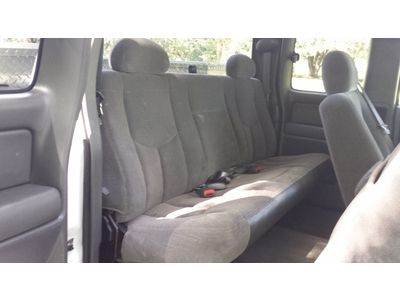 ((Chevy Silverado clean mint truck cold a/c ext cab low miles 79k drives great)), image 59