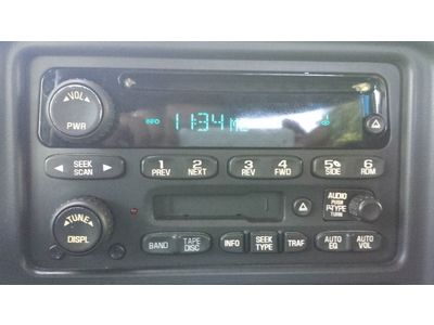 ((Chevy Silverado clean mint truck cold a/c ext cab low miles 79k drives great)), image 70