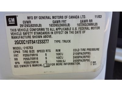 ((Chevy Silverado clean mint truck cold a/c ext cab low miles 79k drives great)), image 76