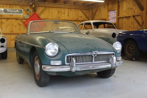 1966 mgb