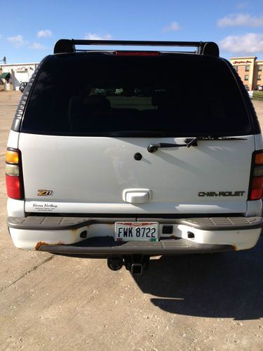 2004 Chevrolet Suburban 1500 Z71 Sport Utility 4Dr 5.3L, Sunroof, Rear DVD NR, image 5