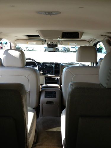 2004 Chevrolet Suburban 1500 Z71 Sport Utility 4Dr 5.3L, Sunroof, Rear DVD NR, image 19