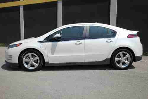 2012 Chevrolet Volt, Fully Loaded, Navigation, Interior Trim Package and more..., US $32,800.00, image 2
