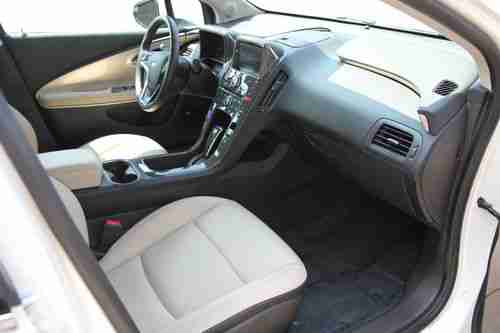 2012 Chevrolet Volt, Fully Loaded, Navigation, Interior Trim Package and more..., US $32,800.00, image 9