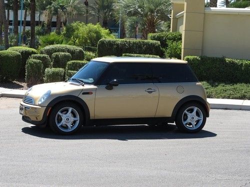 2003 mini cooper automatic 2-door hatchback panorama roof