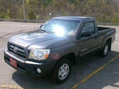 2010 toyota tacoma base standard cab pickup 2-door 2.7l