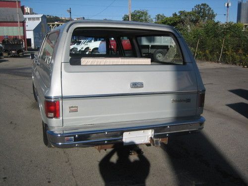 CLASSIC 1979 CHEVROLET SUBURBAN SILVERADO 20, image 8