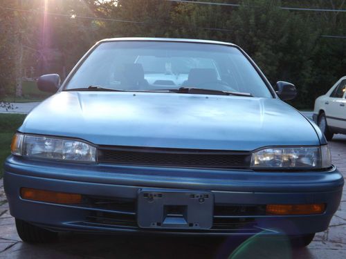 1992 honda accord dx coupe 2-door 2.2l- engine works fine