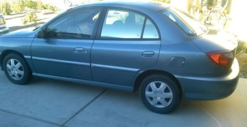 2001 kia rio (blue) - not running