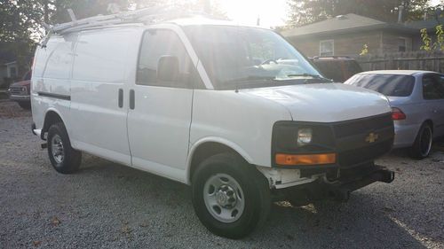 2011 chevrolet express , non salvage, damaged, wrecked