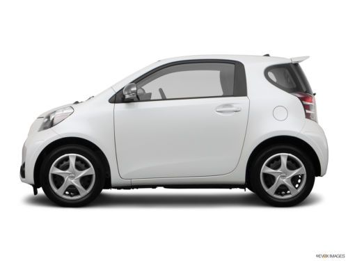 2012 scion iq base hatchback 2-door 1.3l