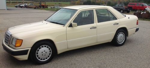 Mercedes benz 300 e 2.6 liter 6 cylinder gas engine