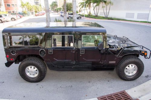 H1 hummer 2000 black with wood kit and heated seats &amp; ctis (one owner)
