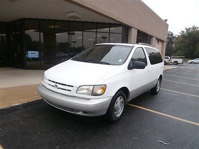 2000 3.0l auto super white