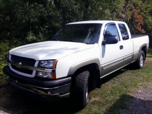 2003 chevrolet silverado ls 4x4 extended cab 4 door