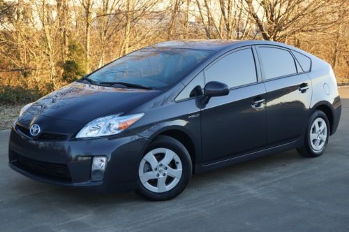 5-days *no reserve* &#039;10 toyota prius iii hybrid jbl 1-owner off lease *best mpg*