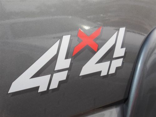 6.6L Diesel V8 LT 4WD Leather Lifted Off Road Tires Running Boards MP3 CD 4x4, image 8