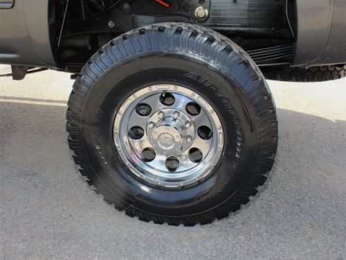 6.6L Diesel V8 LT 4WD Leather Lifted Off Road Tires Running Boards MP3 CD 4x4, image 11