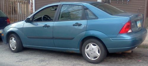 2001 ford focus lx sedan 4-door 2.0l