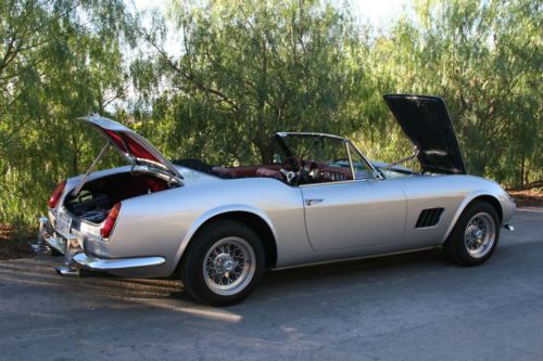 1961 ferrari 250 gt cailifornia modena replica