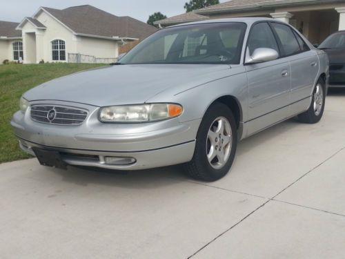 2001 buick regal ls sedan 4-door 3.8l