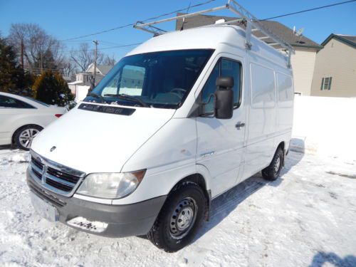 2005 dodge sprinter(fraightliner)2500 base cargo van 3-door 2.7l no reserv!!!